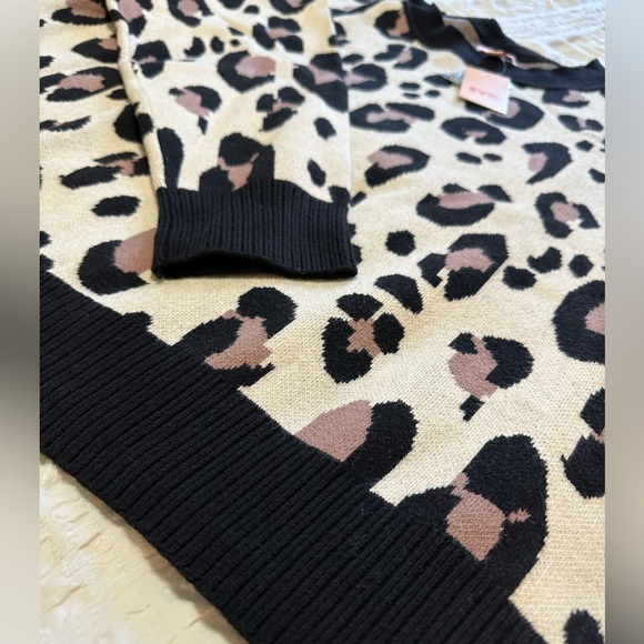 ๐๐คEVRI Leopard Sweater 1X NWT - Picture 5 of 12